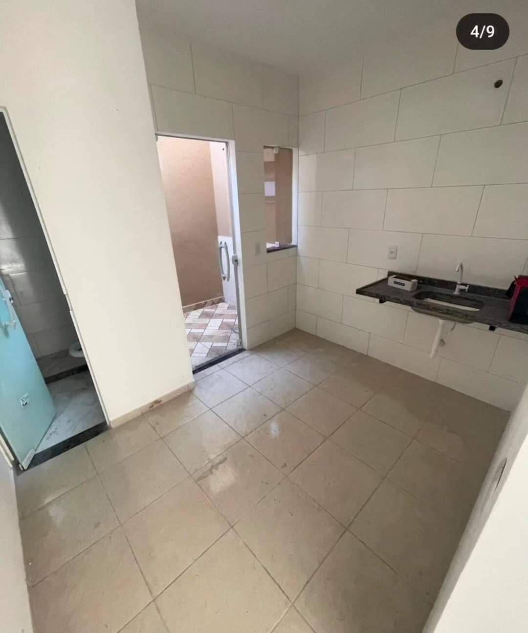 Casa de 2 quartos, no bairro Laranjal, em São Gonçalo | Eu Corretor