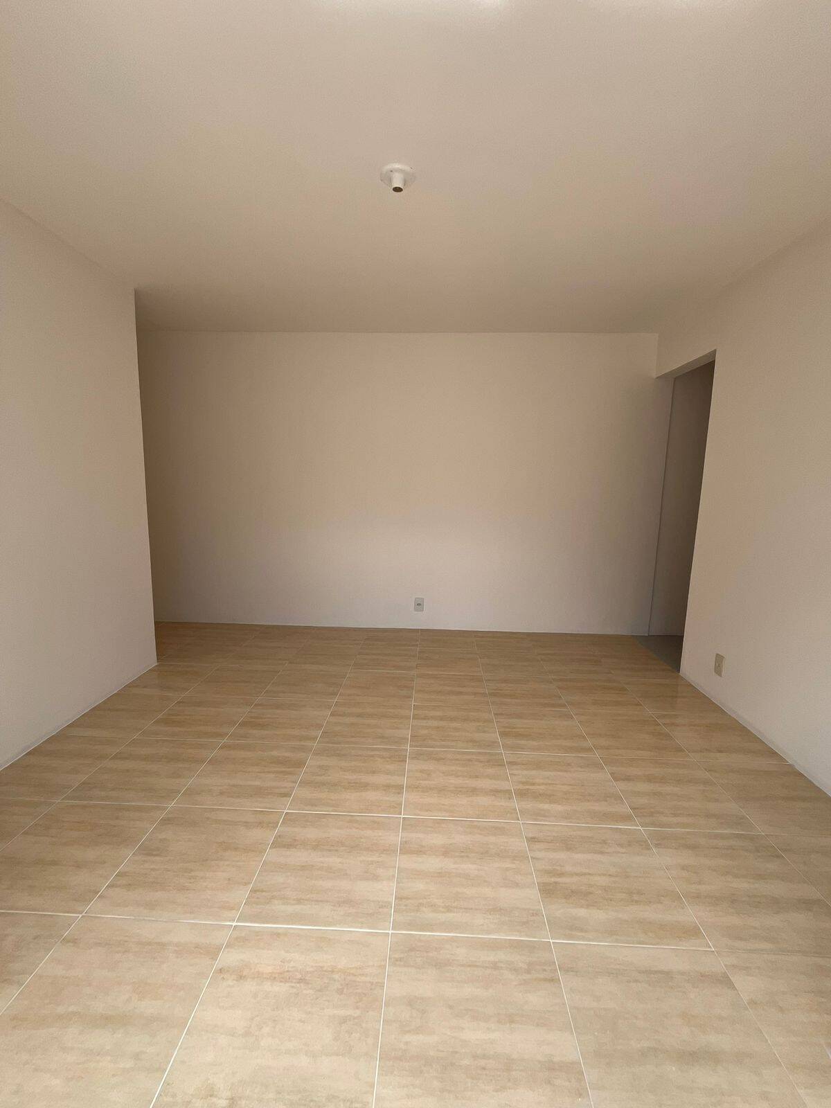 Casa de 2 quartos, no bairro Galo Branco, em São Gonçalo | Eu Corretor