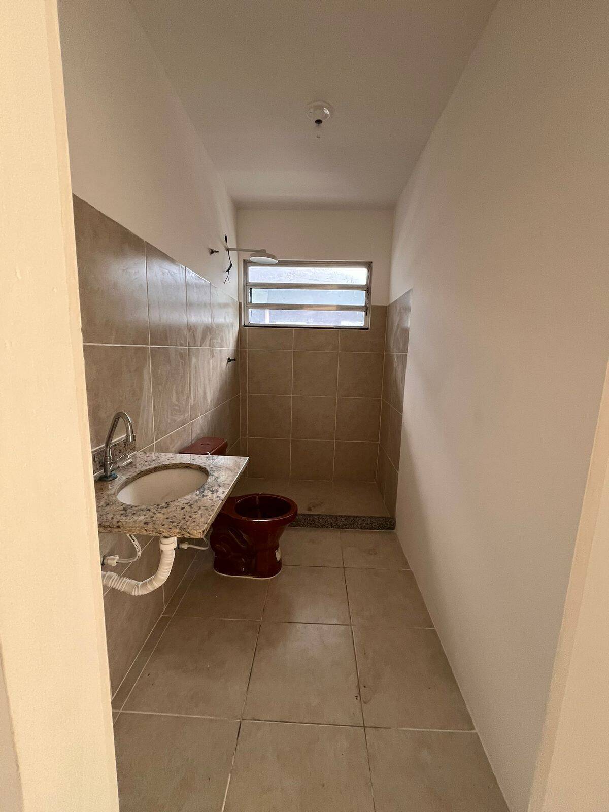 Casa de 2 quartos, no bairro Galo Branco, em São Gonçalo | Eu Corretor