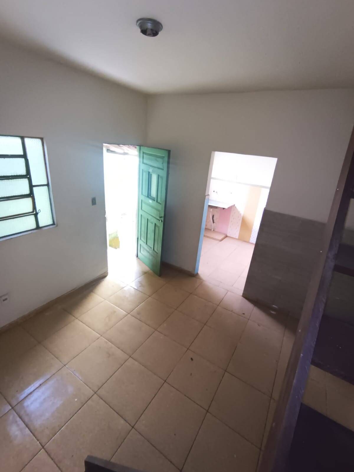 Casa de 1 quarto, no bairro Raul Veiga, em São Gonçalo | Eu Corretor