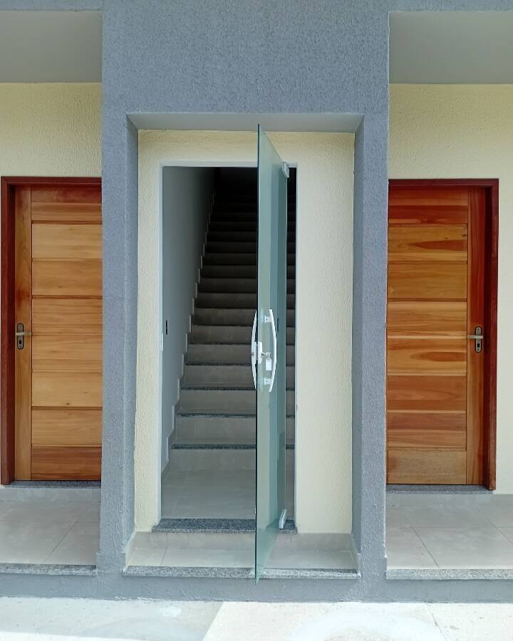 Casa de 2 quartos, no bairro Laranjal, em São Gonçalo | Eu Corretor