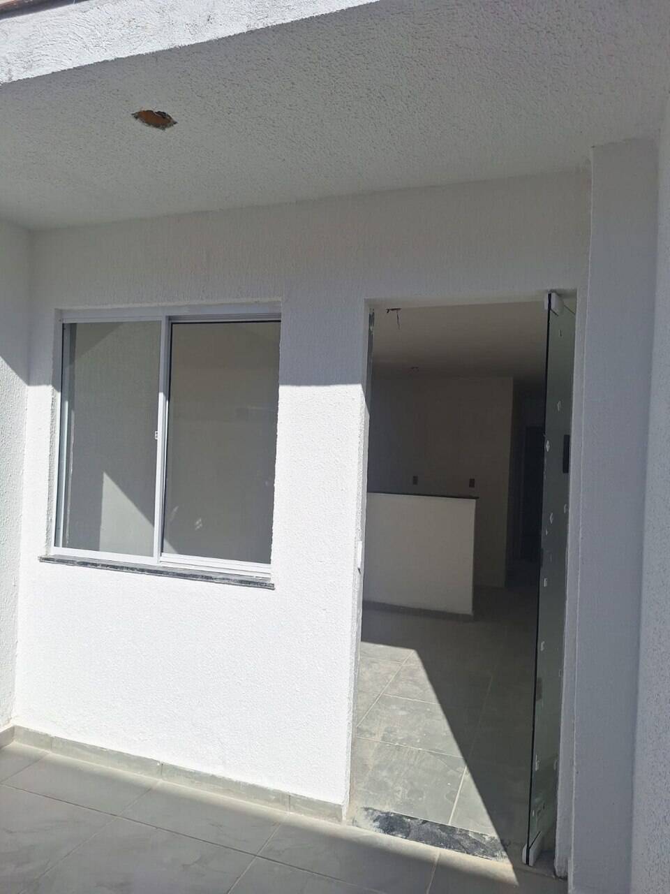 Casa de 1 quarto, no bairro Laranjal, em São Gonçalo | Eu Corretor