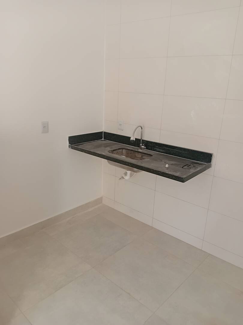 Casa de 1 quarto, 36m² no bairro Vista Alegre, em São Gonçalo | Eu Corretor