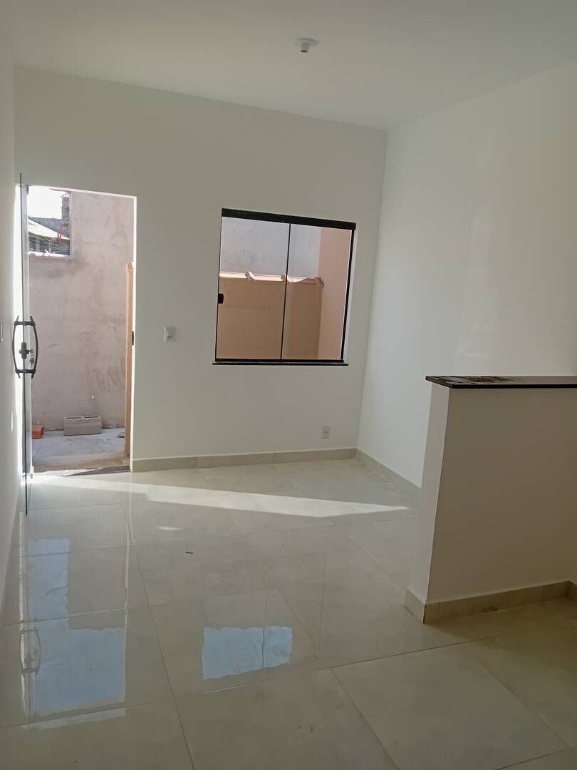 Casa de 1 quarto, 36m² no bairro Vista Alegre, em São Gonçalo | Eu Corretor