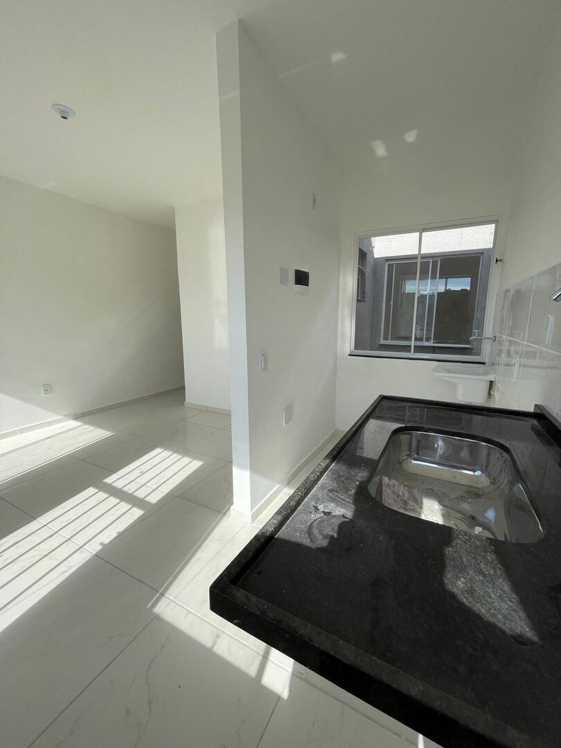 Casa de 1 quarto, no bairro Laranjal, em São Gonçalo | Eu Corretor