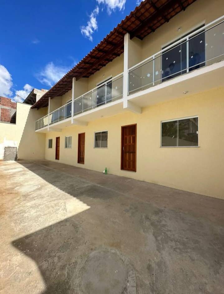 Casa de 2 quartos, no bairro Raul Veiga, em São Gonçalo | Eu Corretor