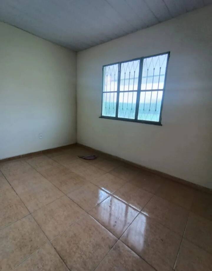 Casa de 1 quarto, no bairro Raul Veiga, em São Gonçalo | Eu Corretor