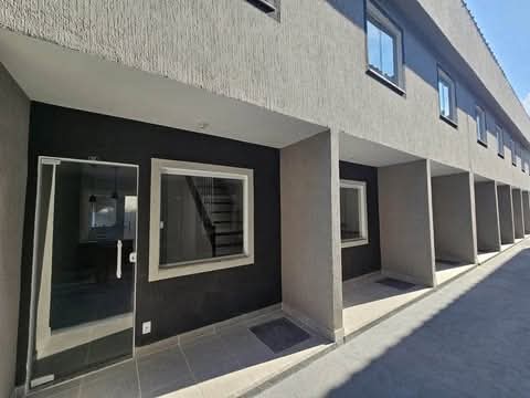 Casa de 2 quartos, no bairro Ipiíba, em São Gonçalo | Eu Corretor