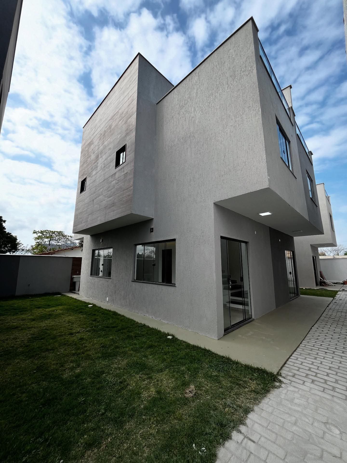 Casa de 2 quartos, no bairro Jardim Atlântico Leste (Itaipuaçu), em Maricá | Eu Corretor