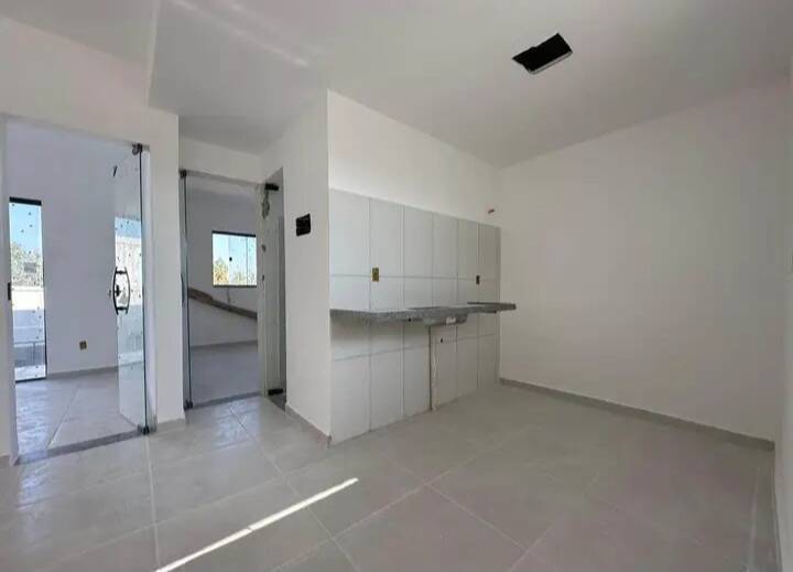 Apartamento de 2 quartos, no bairro Marambaia, em São Gonçalo | Eu Corretor