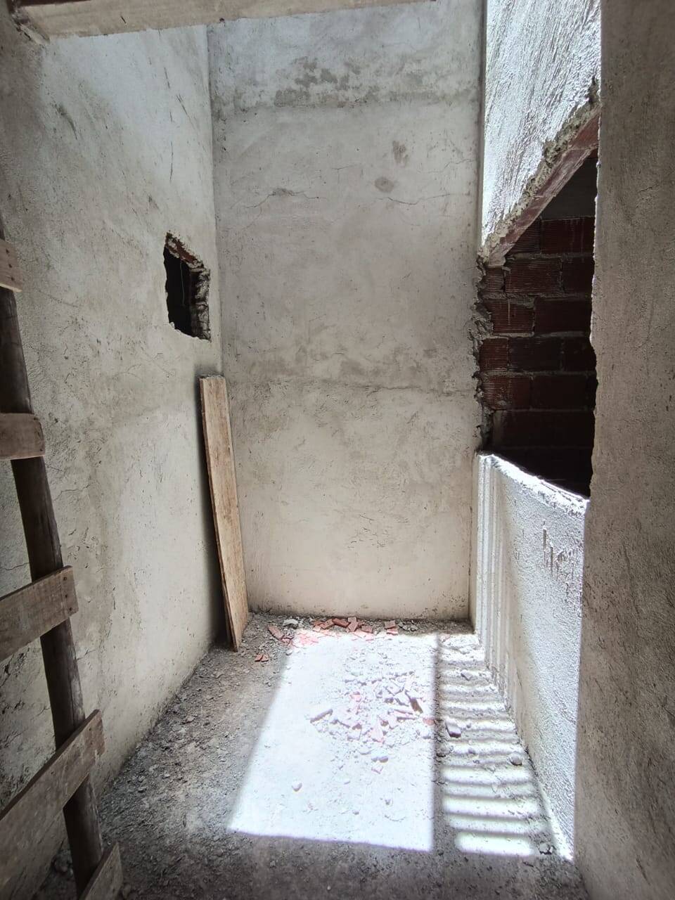 Apartamento de 2 quartos, no bairro Almerinda, em São Gonçalo | Eu Corretor