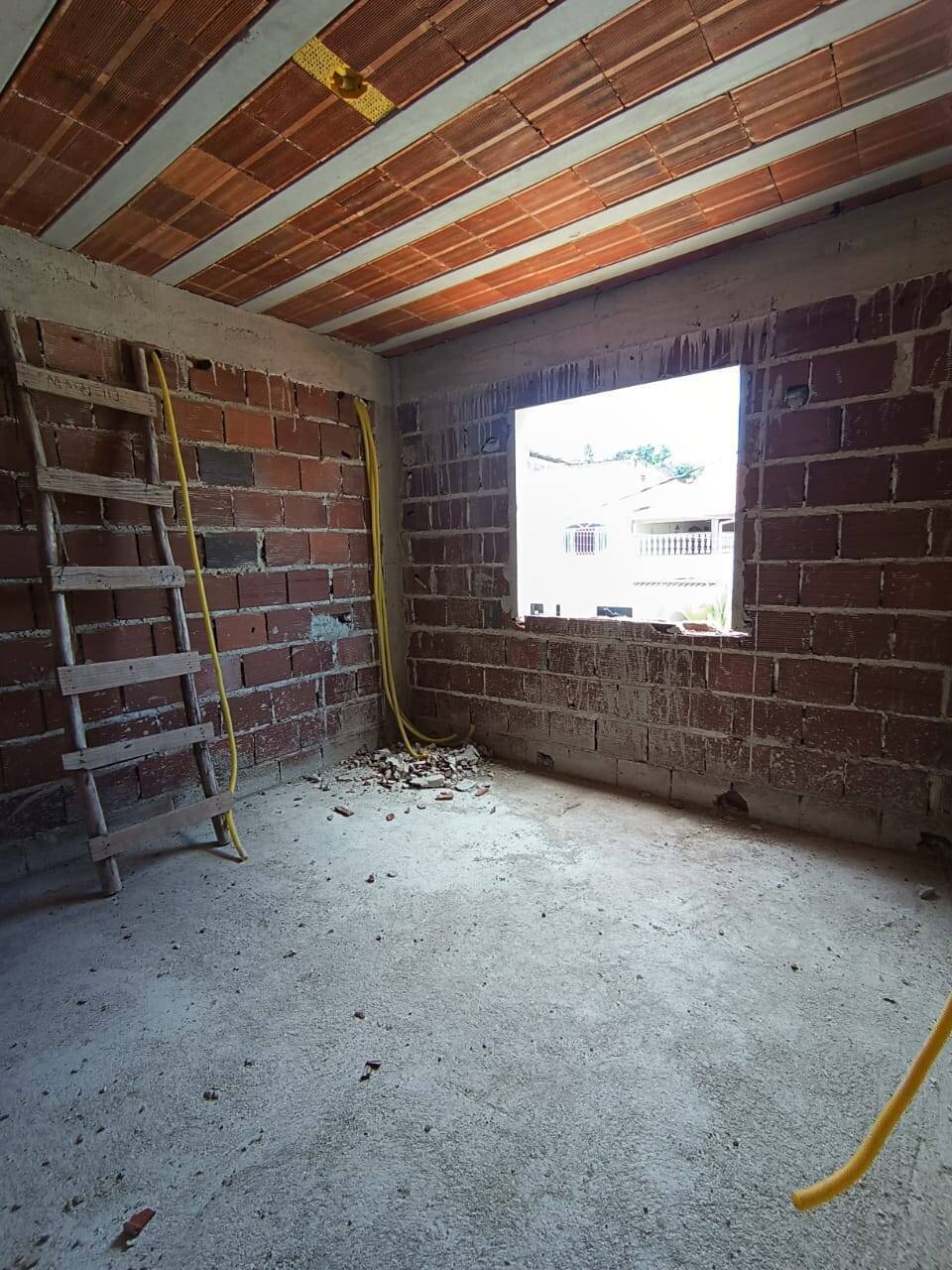 Apartamento de 2 quartos, no bairro Almerinda, em São Gonçalo | Eu Corretor