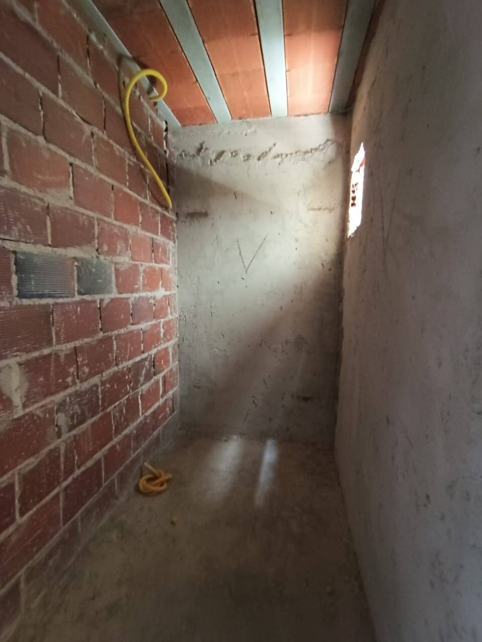 Apartamento de 2 quartos, no bairro Almerinda, em São Gonçalo | Eu Corretor