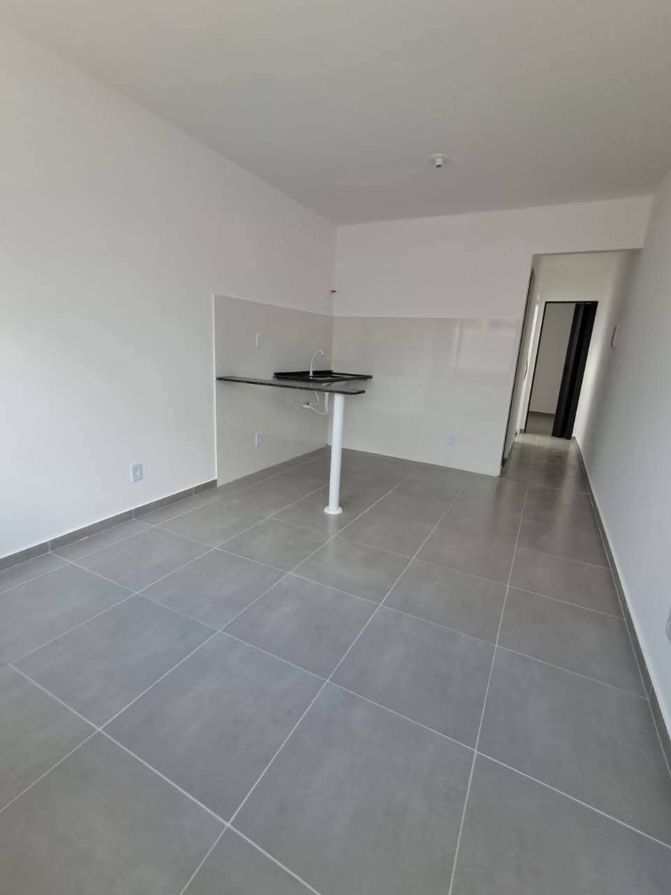 Casa de 1 quarto, no bairro Monjolos, em São Gonçalo | Eu Corretor