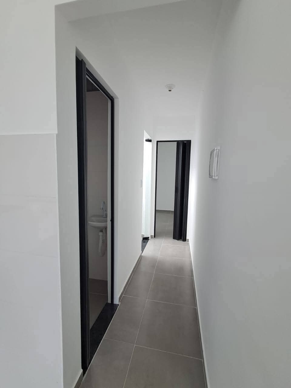 Casa de 1 quarto, no bairro Monjolos, em São Gonçalo | Eu Corretor