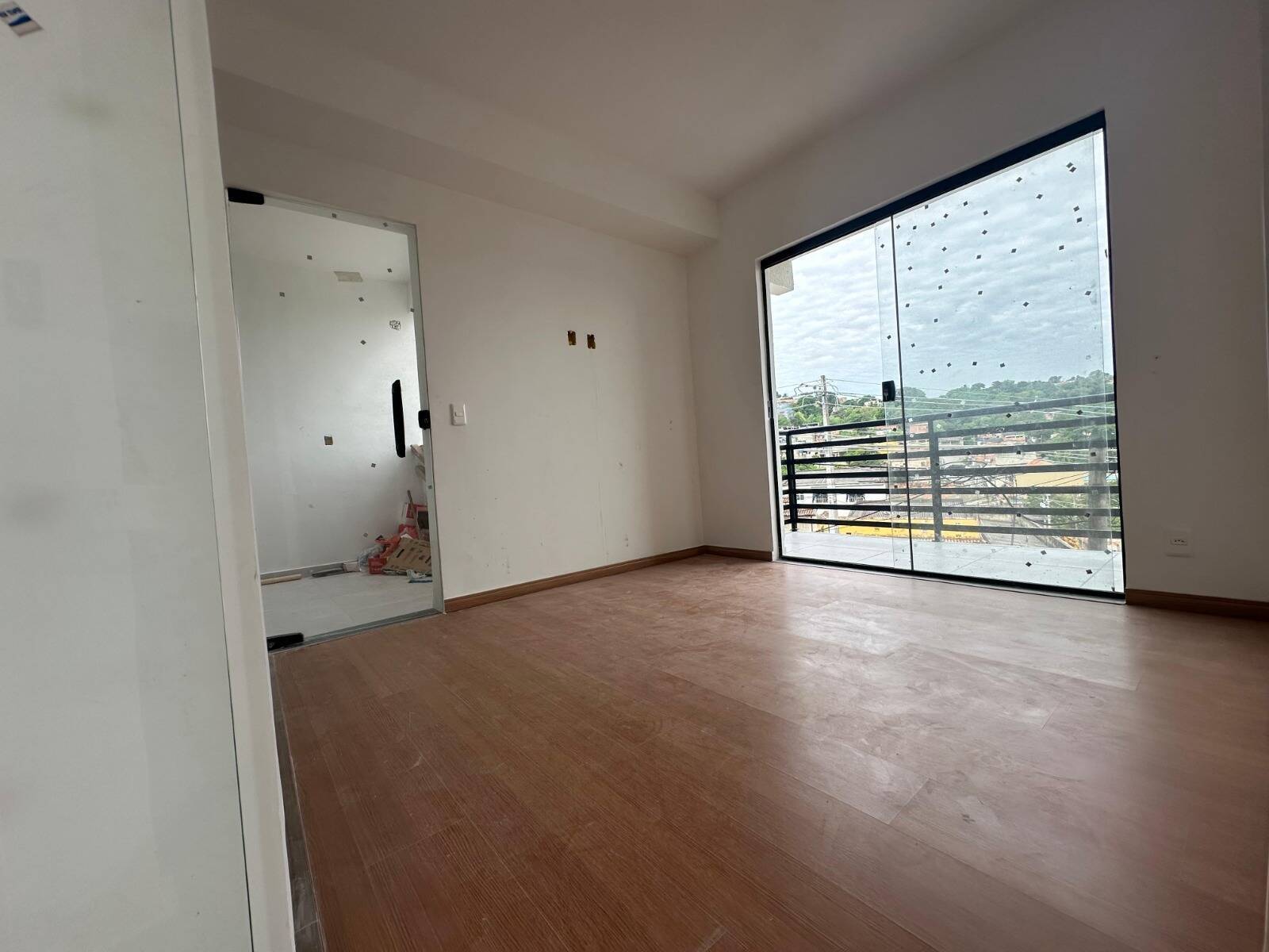 Casa de 2 quartos, no bairro Laranjal, em São Gonçalo | Eu Corretor