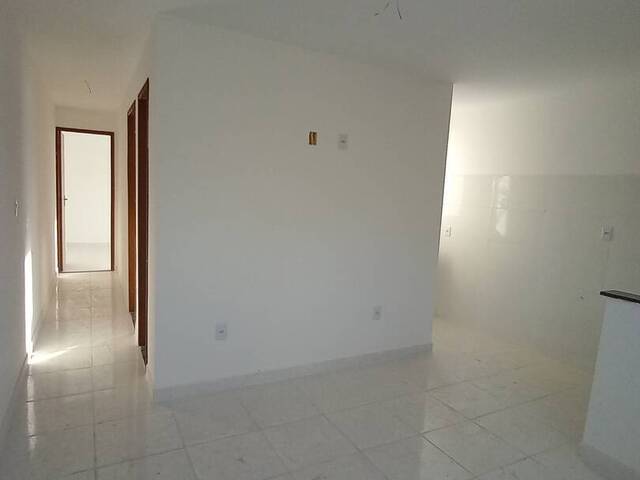 Apartamento para Venda em São Gonçalo - 3