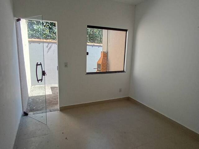 Casa para Venda em São Gonçalo - 4