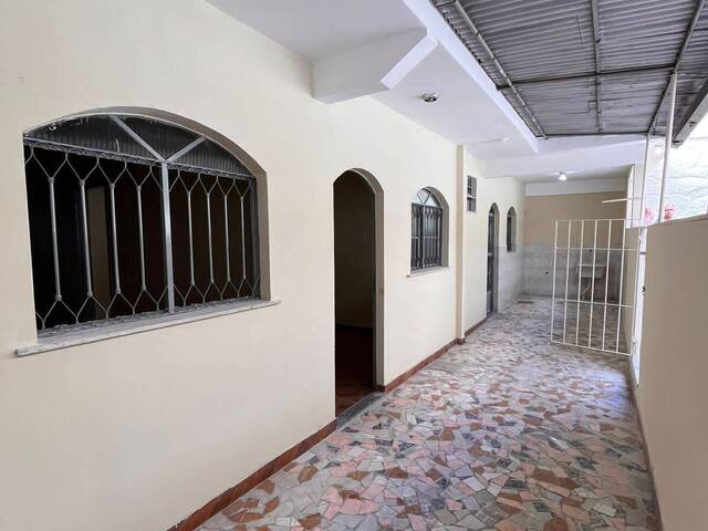 #240 - Casa para Venda em São Gonçalo - RJ - 2