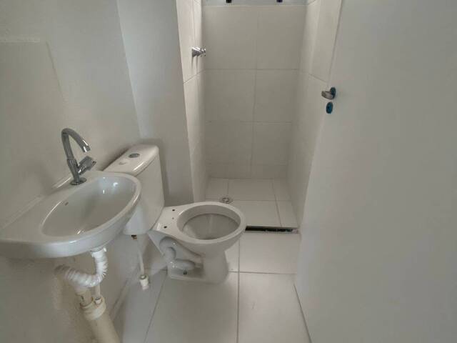 #221 - Apartamento para Venda em São Gonçalo - RJ - 2