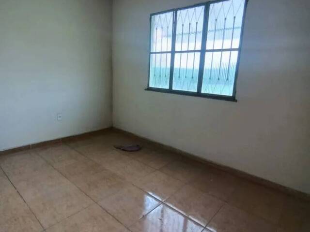 Casa para Venda em São Gonçalo - 4