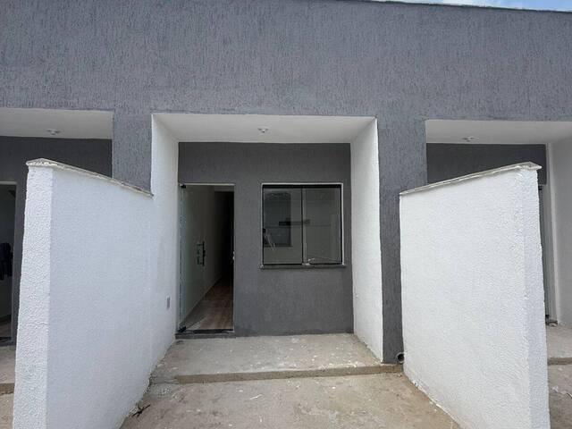 #322 - Casa para Venda em São Gonçalo - RJ - 2