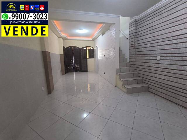 #426 - Casa para Venda em São Gonçalo - RJ - 2