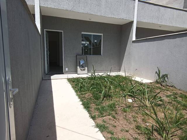 #241 - Casa para Venda em São Gonçalo - RJ