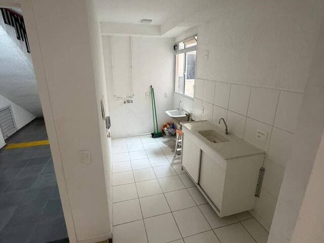 #533 - Apartamento para Venda em São Gonçalo - RJ - 2