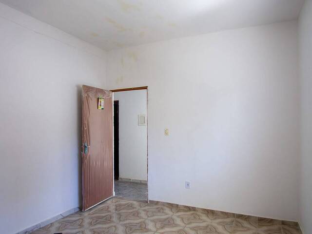Casa para Venda em São Gonçalo - 5
