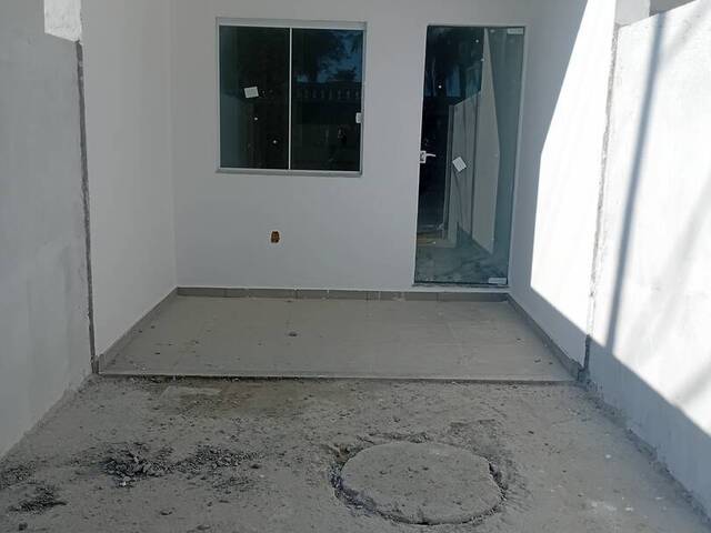 #251 - Apartamento para Venda em São Gonçalo - RJ